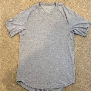 Mens Lululemon athletic shirt- small